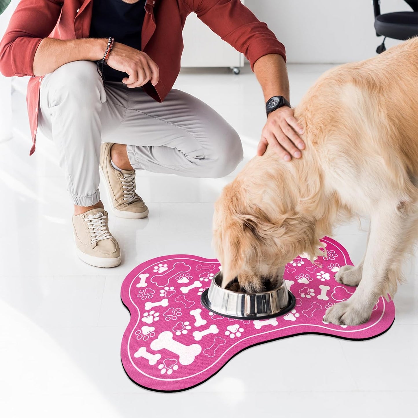 Dog & Cat Food Mat Bone Shaped Pet Feeding Mat Quick Absorb Water Bowl Placemat with Rubber Backing Indoor Floor Stain Resistant Pet Accessory Supplies (Pink, 17x29 Inches)