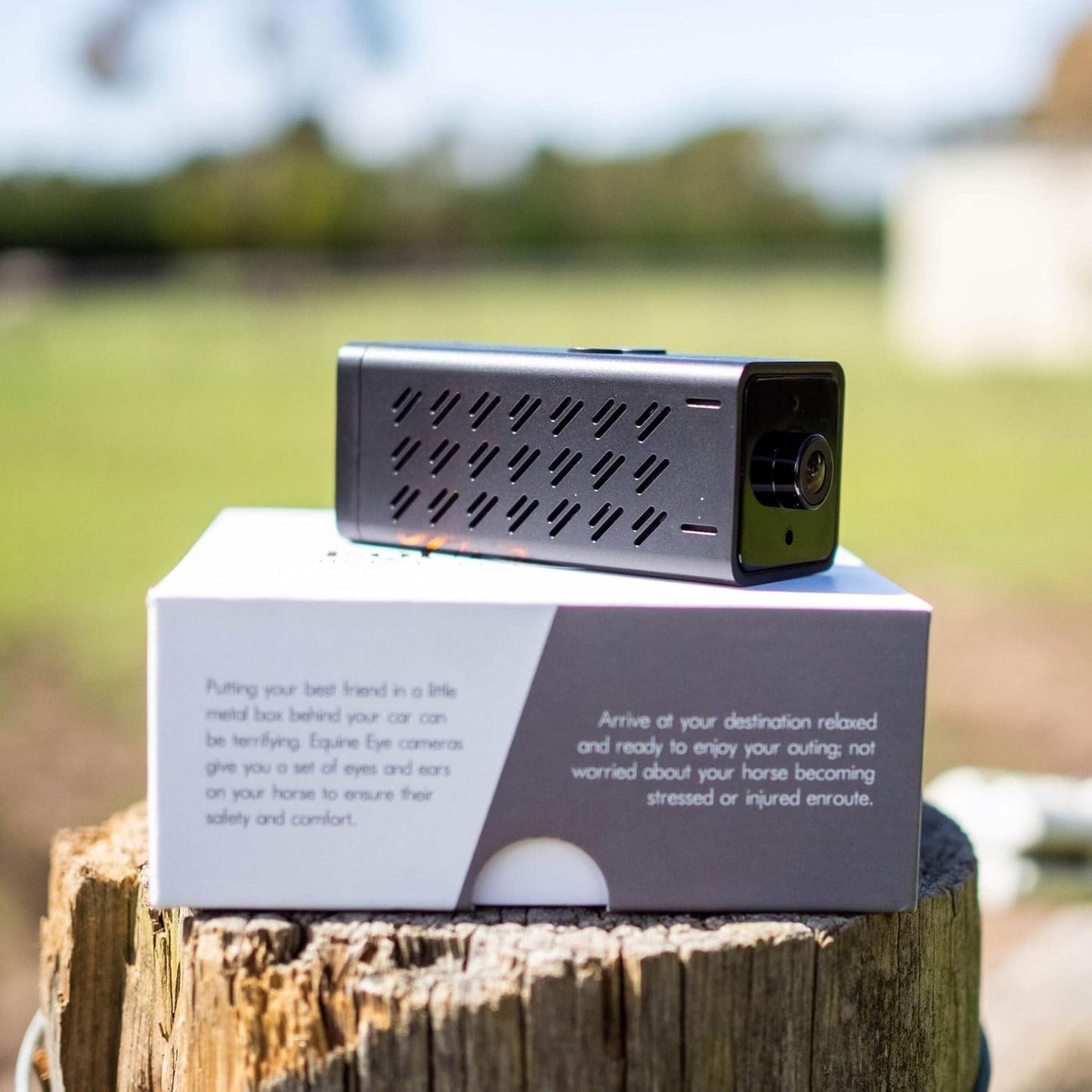 Equine Eye Voyager - Wireless Horse Trailer Camera – Live Video to Your Mobile with Night Vision, Audio - 8 Hours Battery Life - No Cell Signal Needed - Compatible with iPhone & Android Devices
